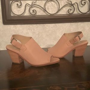 pale pink leather sandal with wooden heel.